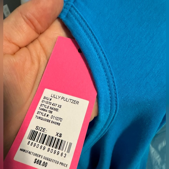 Lilly Pulitzer long sleeve Luxeletic shirt in Turquoise Shore. New with tags! - Picture 2 of 3